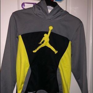 Jordan hoodie L-12/13 years
